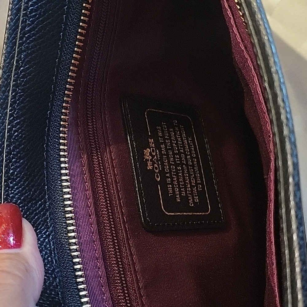 Coach "Taylor" purple plum floral crossbody bag - Picture 3 of 7